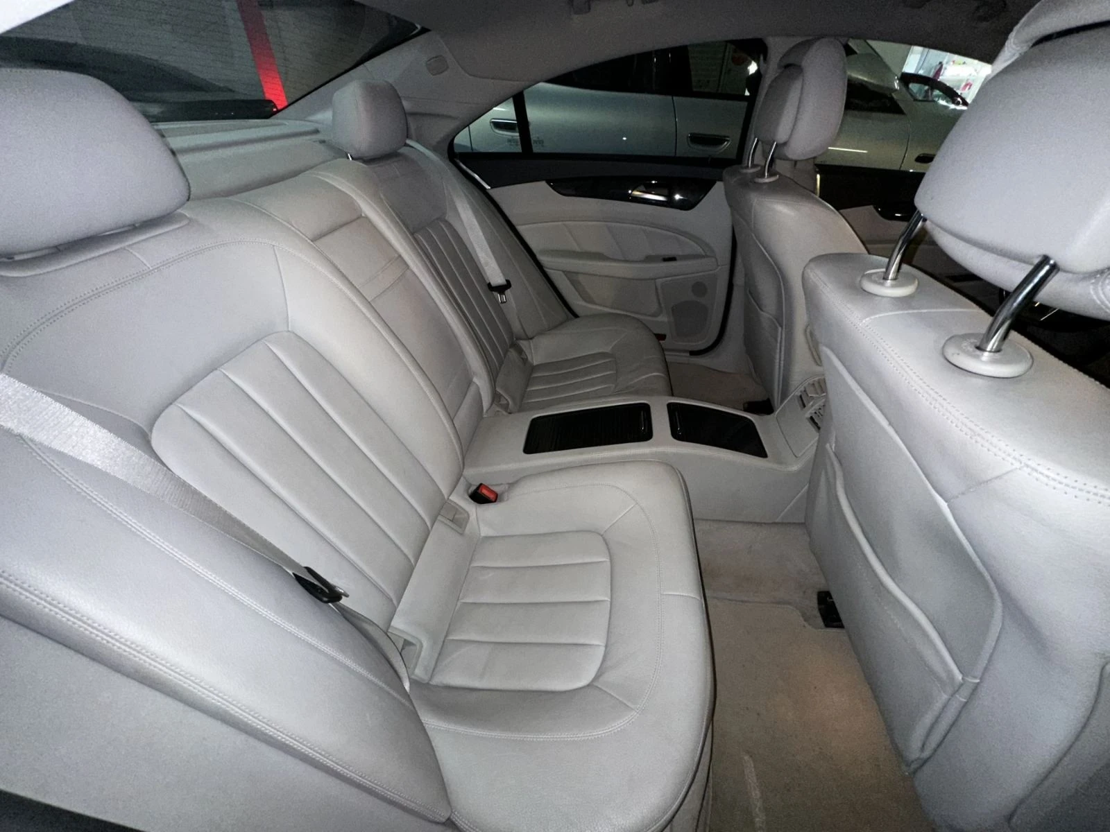 Mercedes-Benz CLS 350  - изображение 9