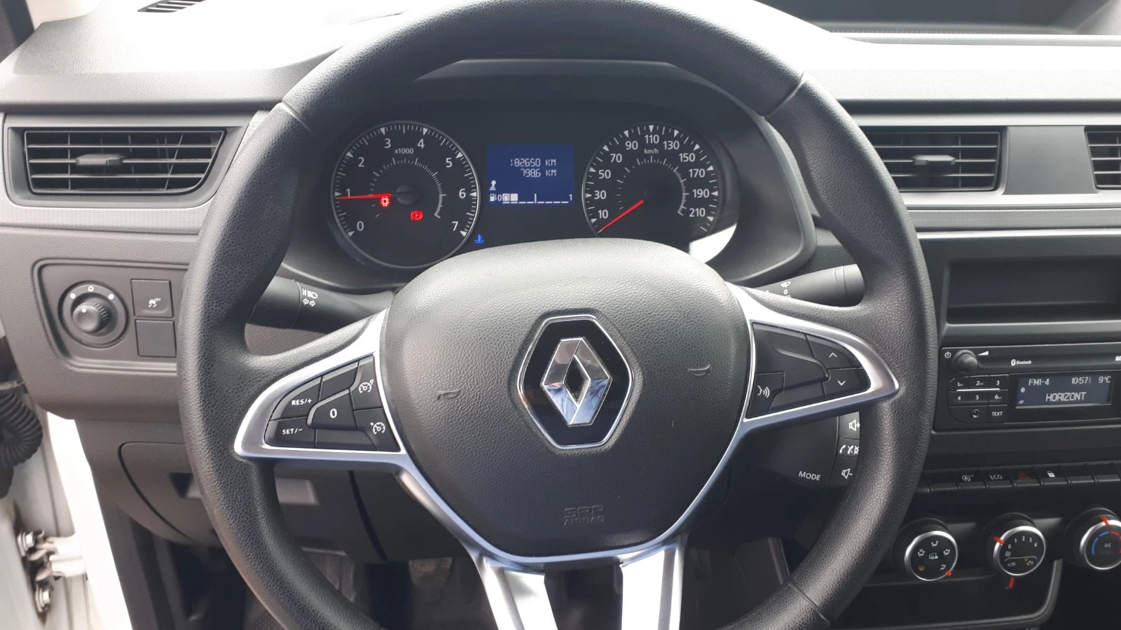 Renault Express 1.5 DCI 75к.с. 6 скорости - изображение 8