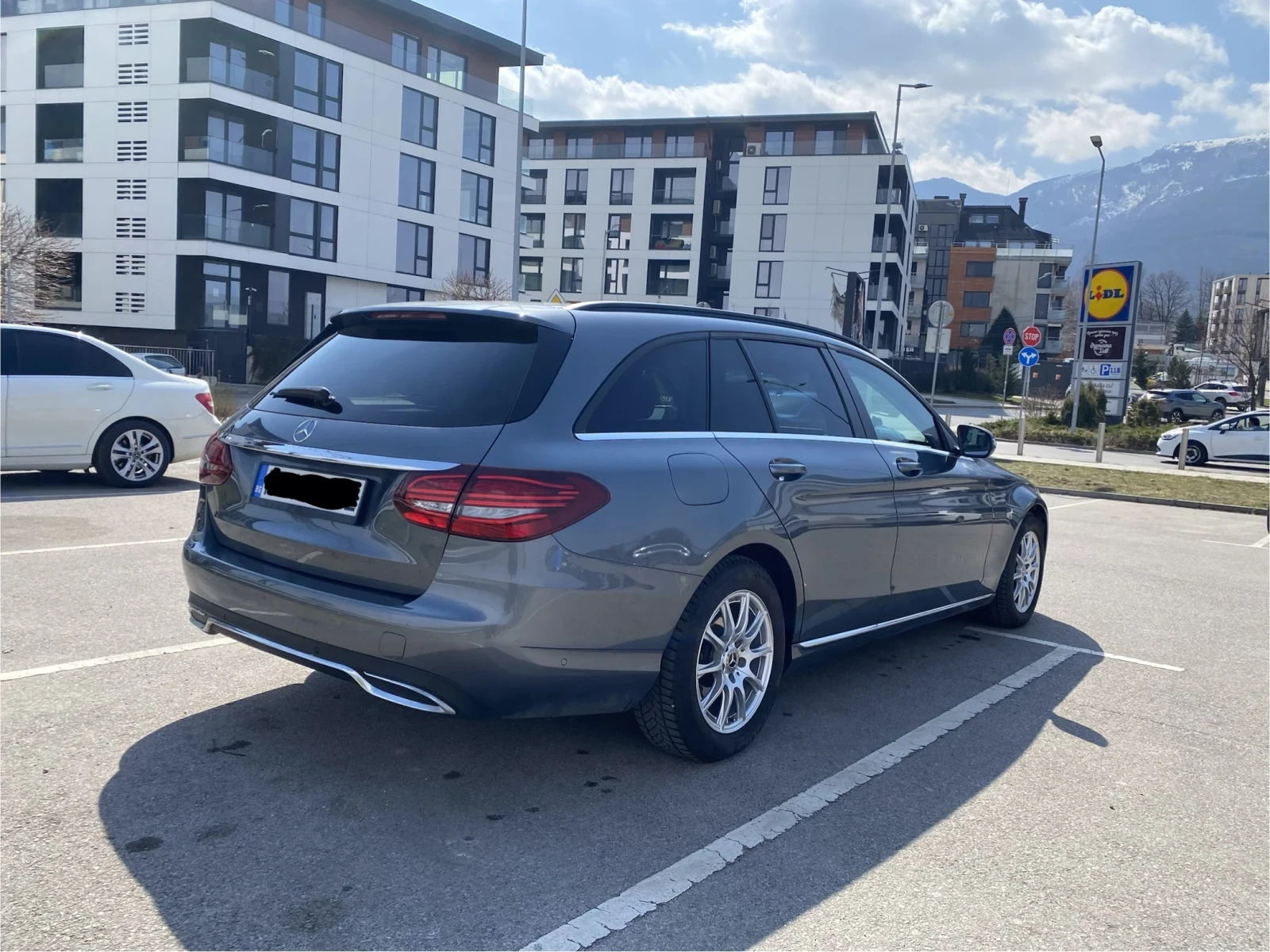 Mercedes-Benz C 180, снимка 4 - Автомобили и джипове - 53860983