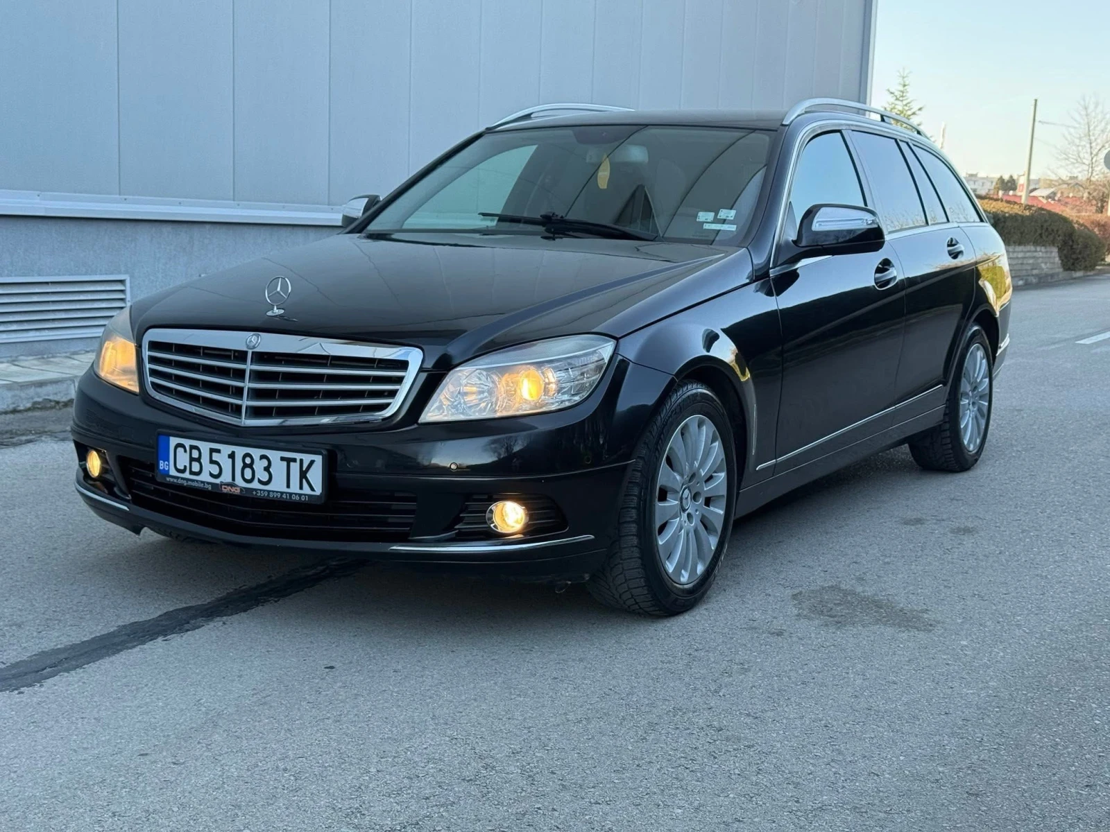 Mercedes-Benz C 220 2.2 ТОП СЪСТОЯНИЕ, снимка 3 - Автомобили и джипове - 54133242