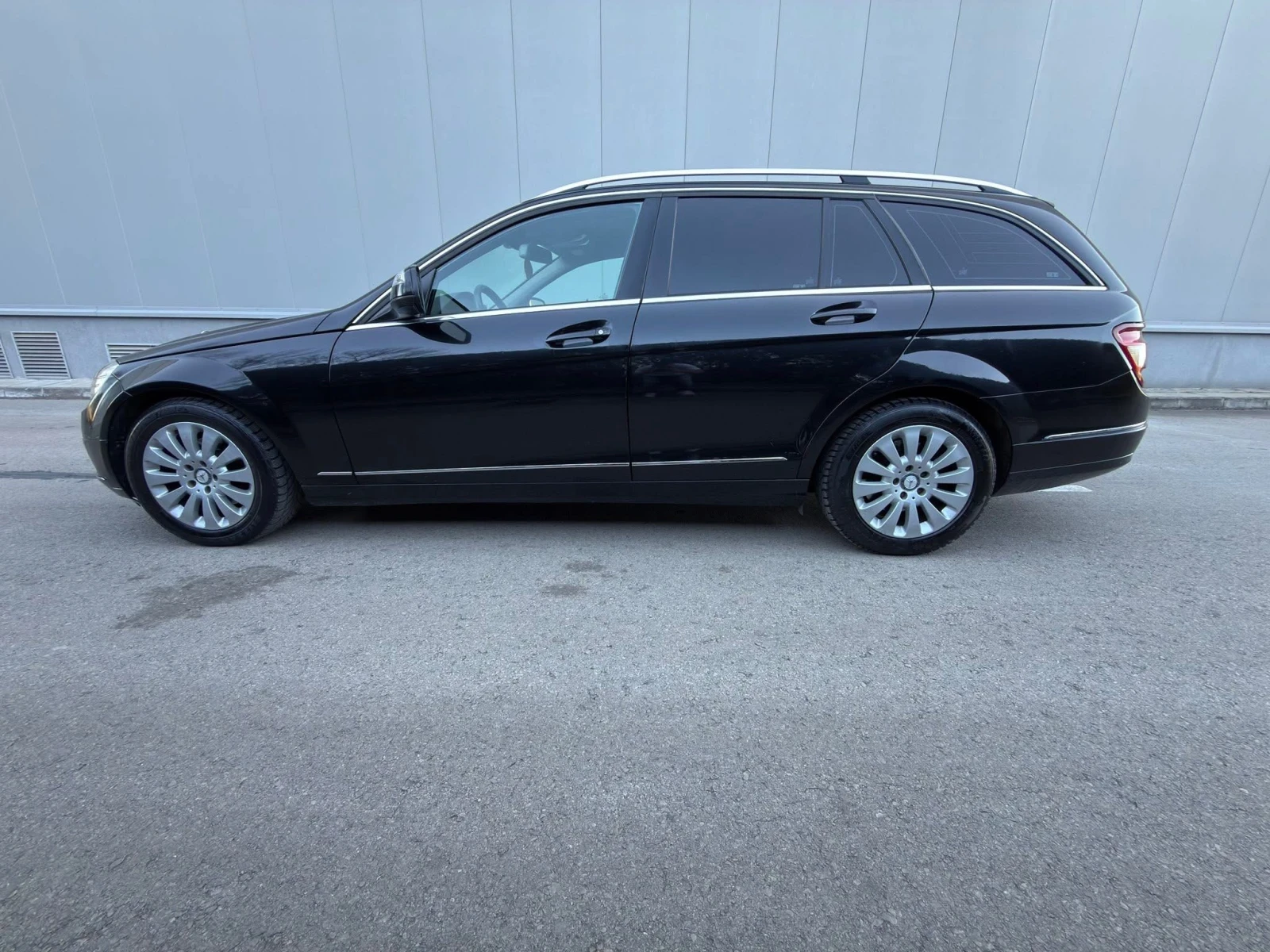 Mercedes-Benz C 220 2.2 ТОП СЪСТОЯНИЕ, снимка 11 - Автомобили и джипове - 54133242