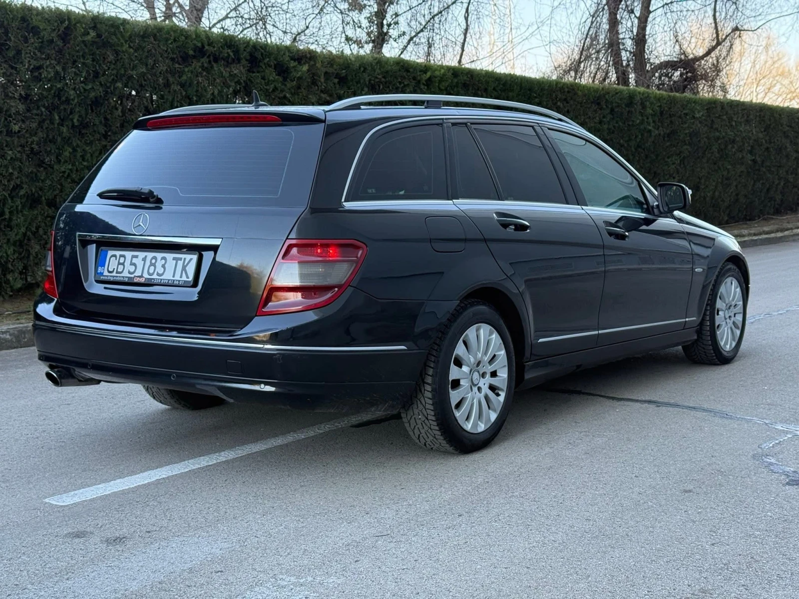 Mercedes-Benz C 220 2.2 ТОП СЪСТОЯНИЕ, снимка 4 - Автомобили и джипове - 54133242