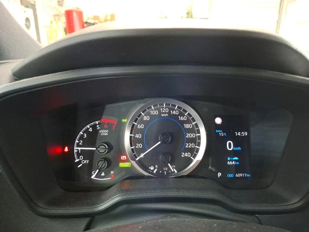 Toyota Corolla 1.8 Comfort, снимка 8 - Автомобили и джипове - 54136970