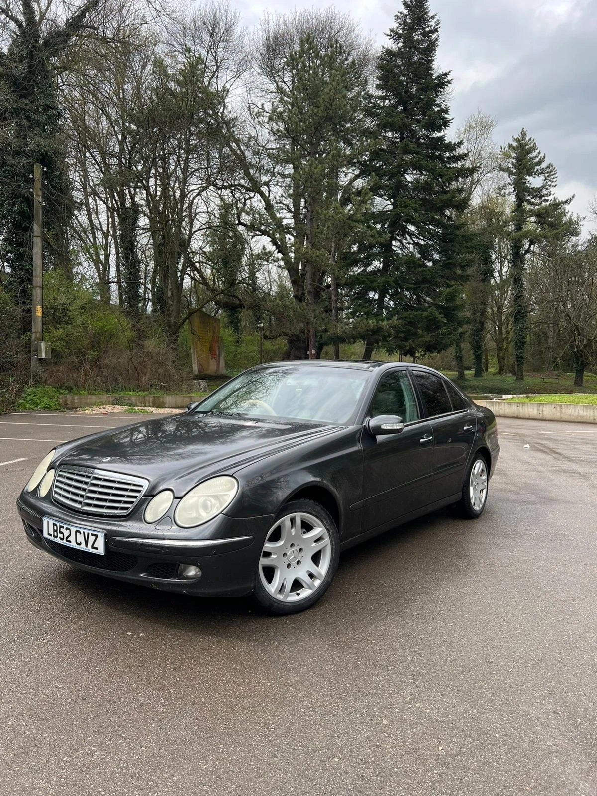 Mercedes-Benz E 320, снимка 5 - Автомобили и джипове - 54153168