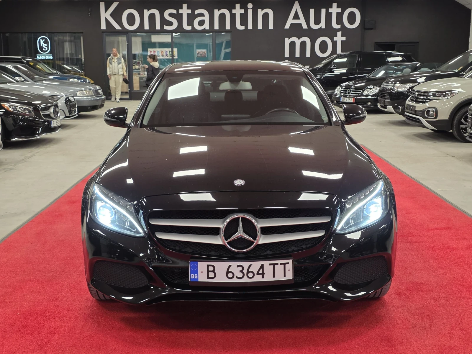 Mercedes-Benz C 220 d | Пълна сервизна история в Мерцедес , снимка 2 - Автомобили и джипове - 54174068