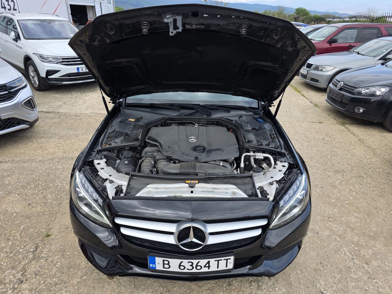 Mercedes-Benz C 220 d | Пълна сервизна история в Мерцедес , снимка 17 - Автомобили и джипове - 54174068