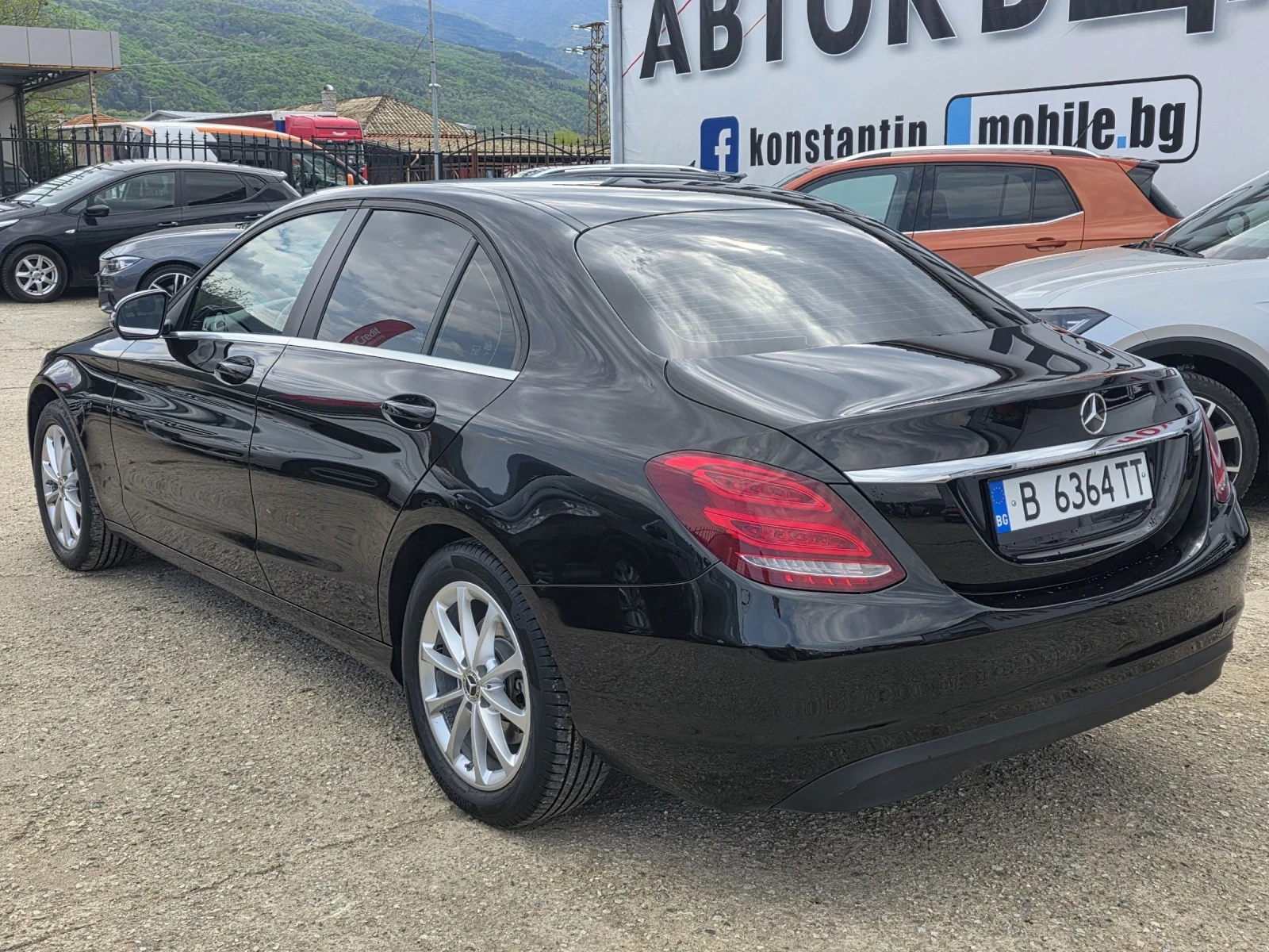 Mercedes-Benz C 220 d | Пълна сервизна история в Мерцедес , снимка 4 - Автомобили и джипове - 54174068