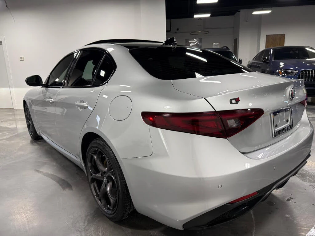 Alfa Romeo Giulia Ti Sport AWD, снимка 5 - Автомобили и джипове - 54367042