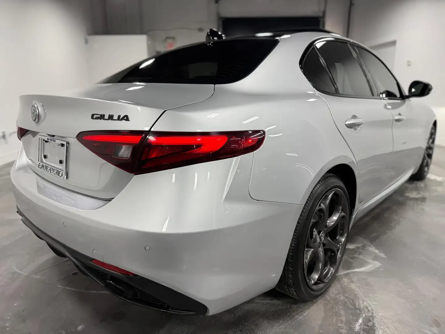 Alfa Romeo Giulia Ti Sport AWD, снимка 6 - Автомобили и джипове - 54367042