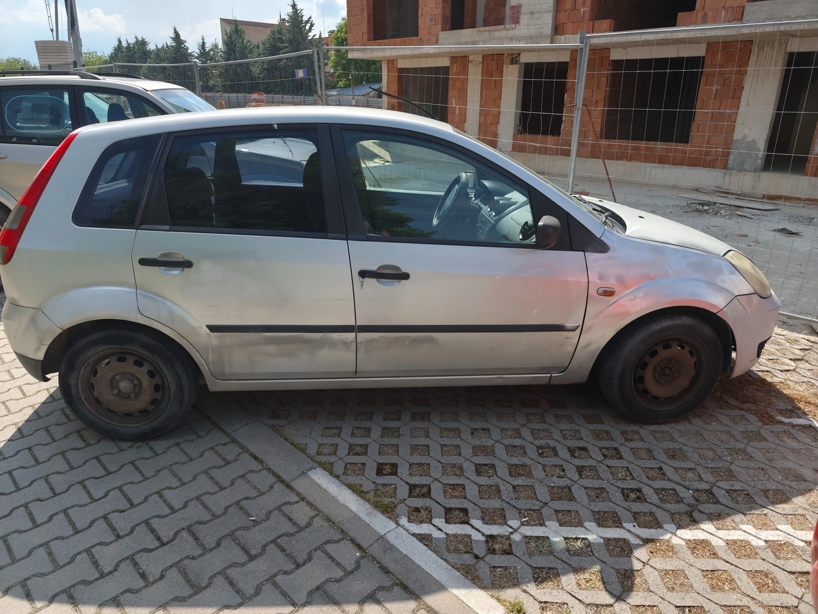 Ford Fiesta MK6, снимка 2 - Автомобили и джипове - 54517765