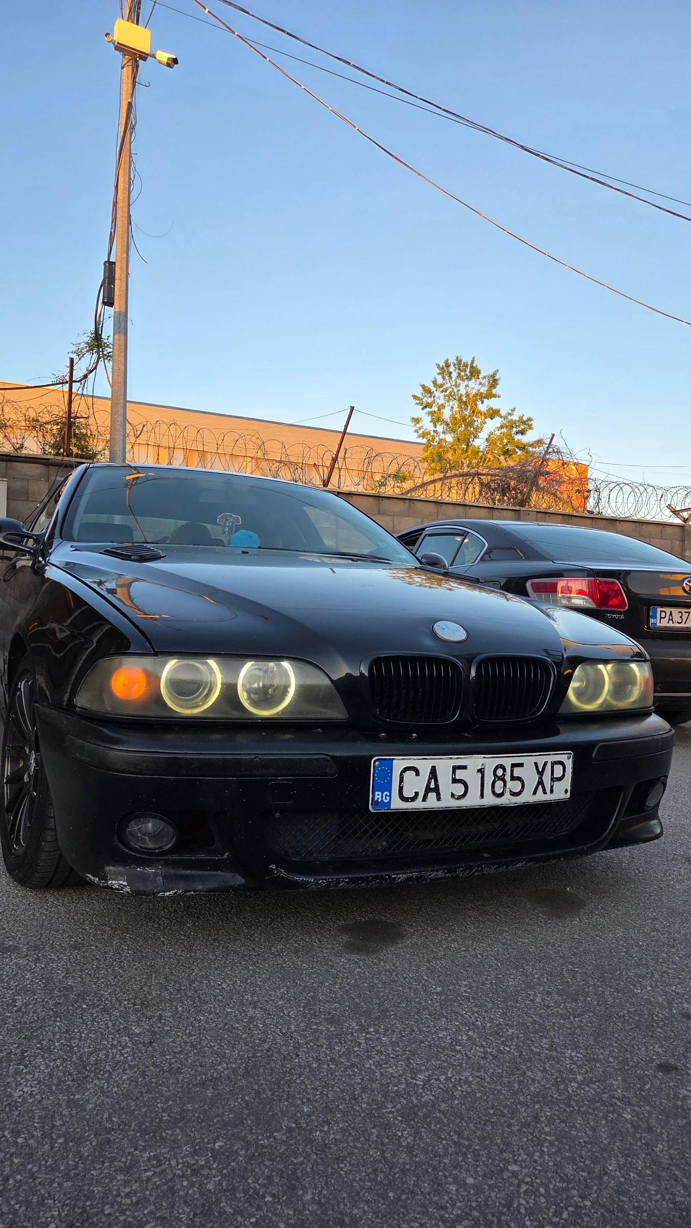 BMW 523 523i газ/бензин 170, снимка 4 - Автомобили и джипове - 54556704