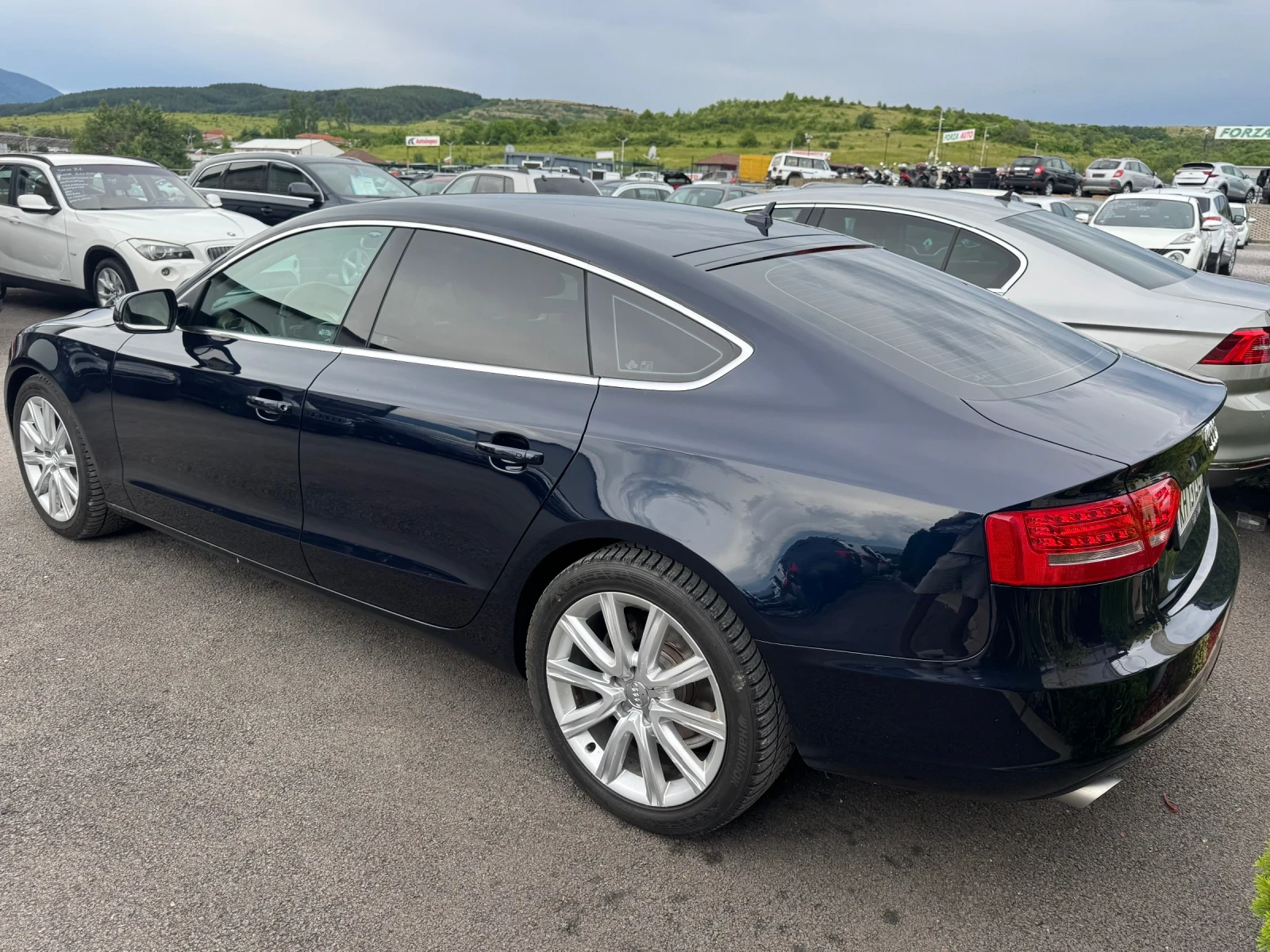 Audi A5 2.0TFSI ОБСЛУЖЕНО, снимка 4 - Автомобили и джипове - 55002870