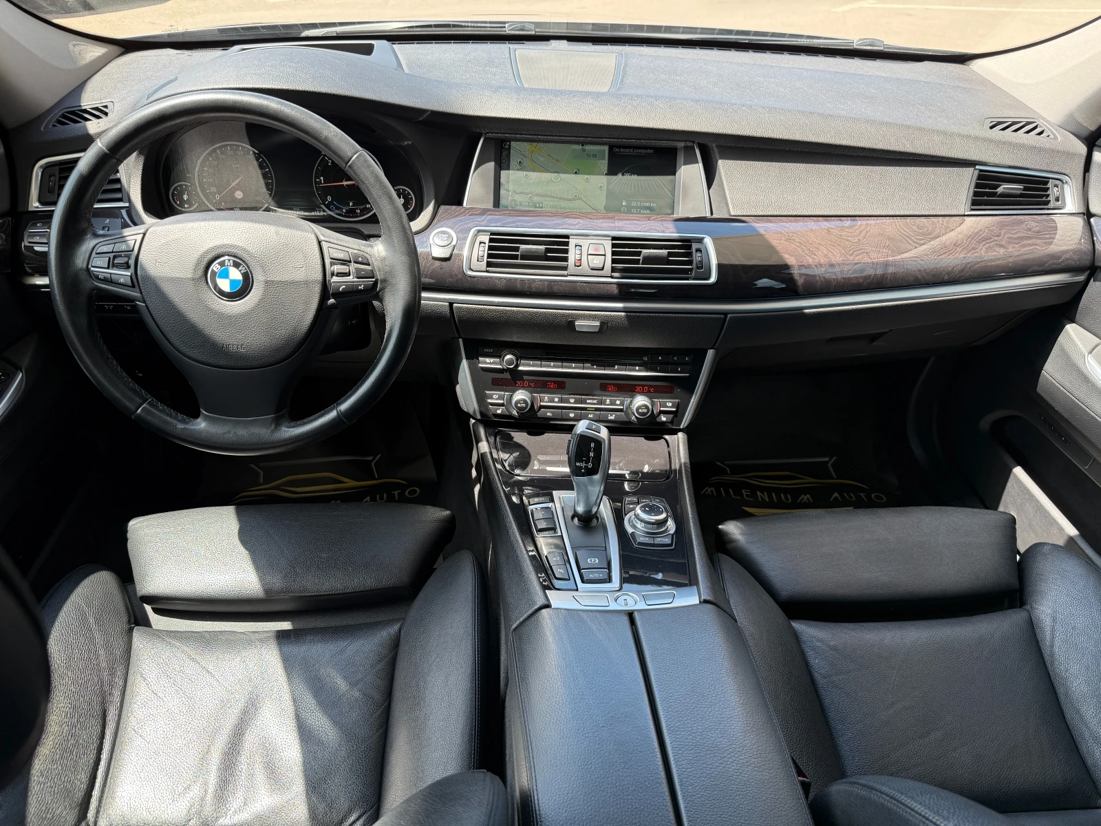 BMW 5 Gran Turismo 6 МЕСЕЦА ГАРАНЦИЯ/2.0D 163к.с. Всички Екстри, снимка 9 - Автомобили и джипове - 55228986