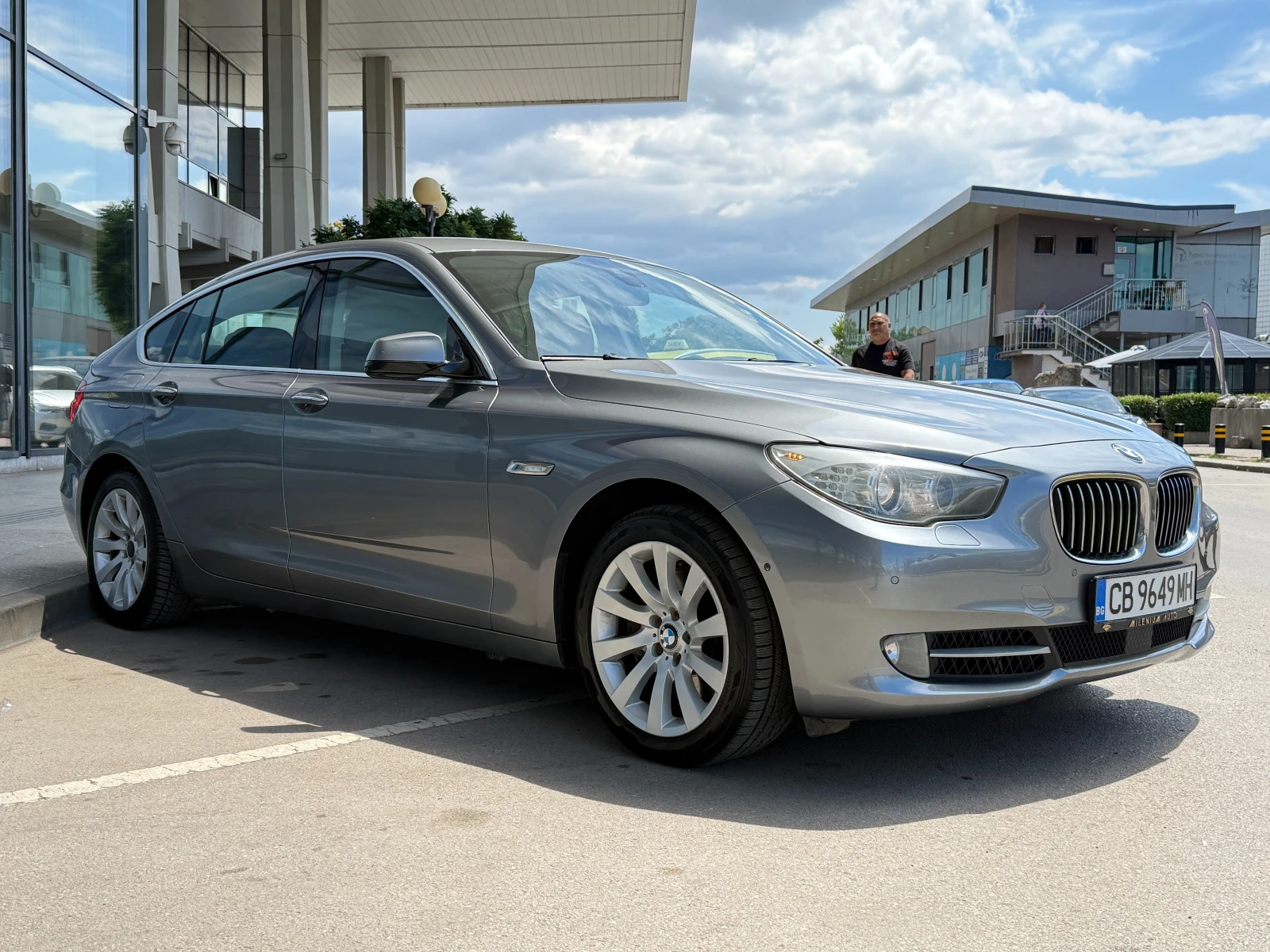 BMW 5 Gran Turismo 6 МЕСЕЦА ГАРАНЦИЯ/2.0D 163к.с. Всички Екстри, снимка 7 - Автомобили и джипове - 55228986