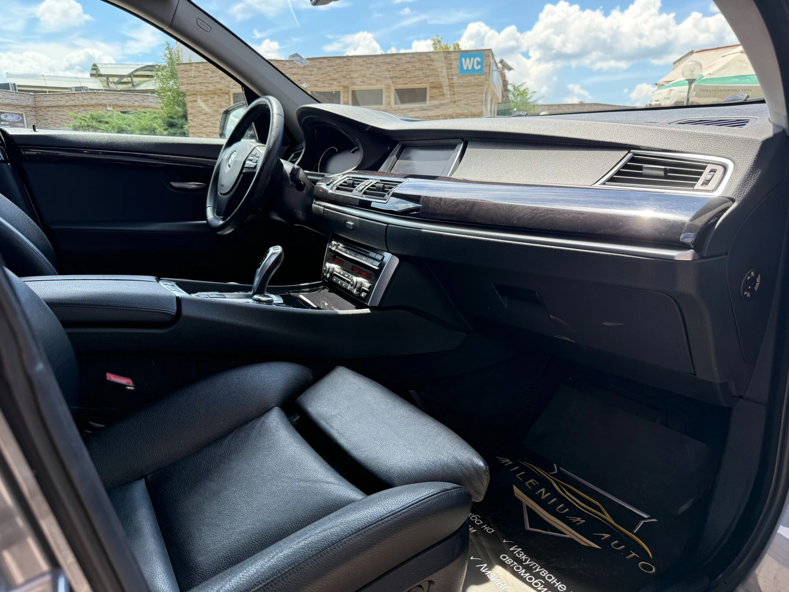 BMW 5 Gran Turismo 6 МЕСЕЦА ГАРАНЦИЯ/2.0D 163к.с. Всички Екстри, снимка 13 - Автомобили и джипове - 55228986