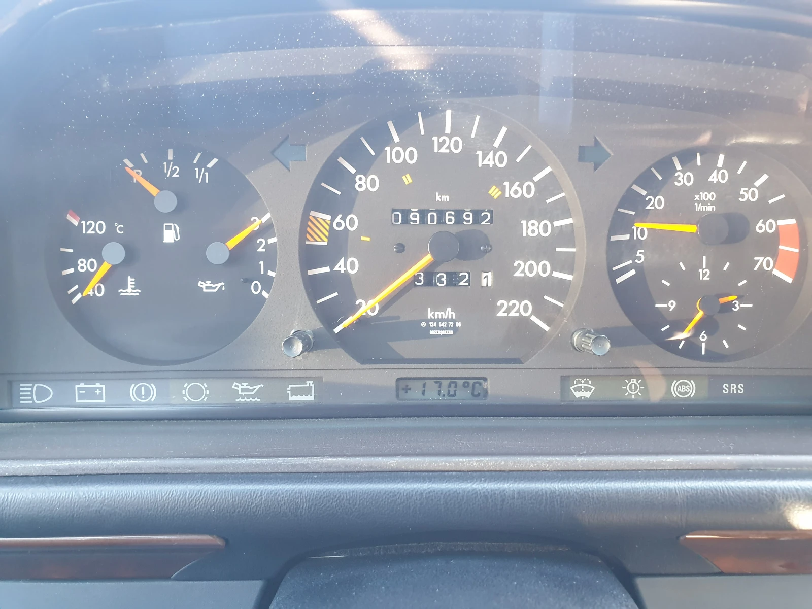 Mercedes-Benz 200 УНИКАТ 90600км., снимка 11 - Автомобили и джипове - 55355376