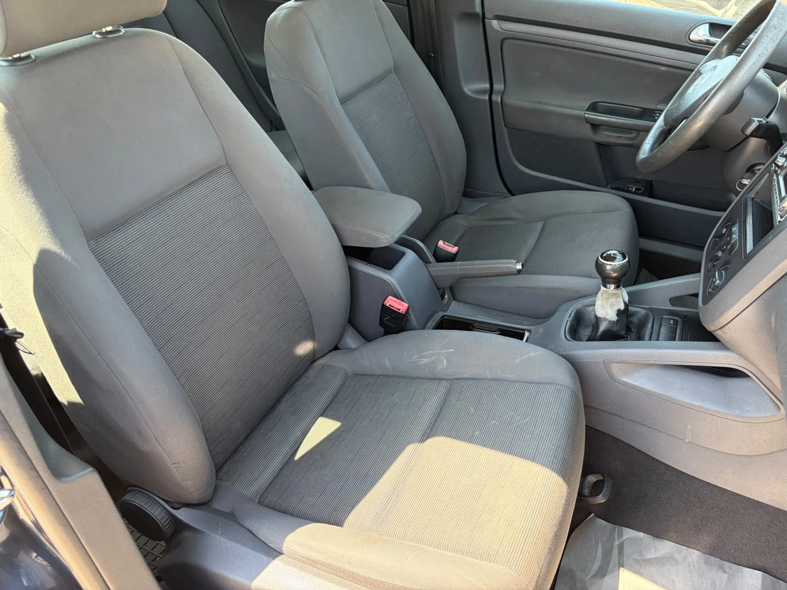 VW Golf 1.9TDI, снимка 10 - Автомобили и джипове - 55475293