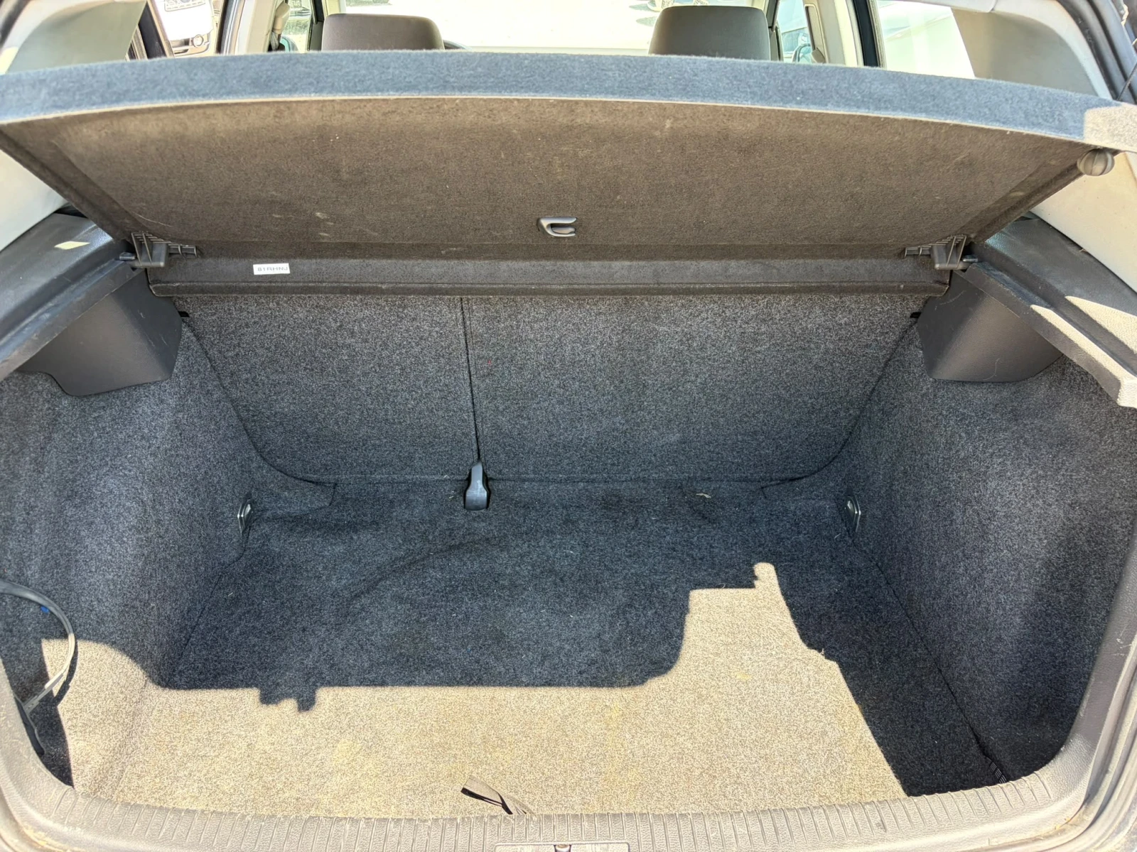 VW Golf 1.9TDI, снимка 13 - Автомобили и джипове - 55475293