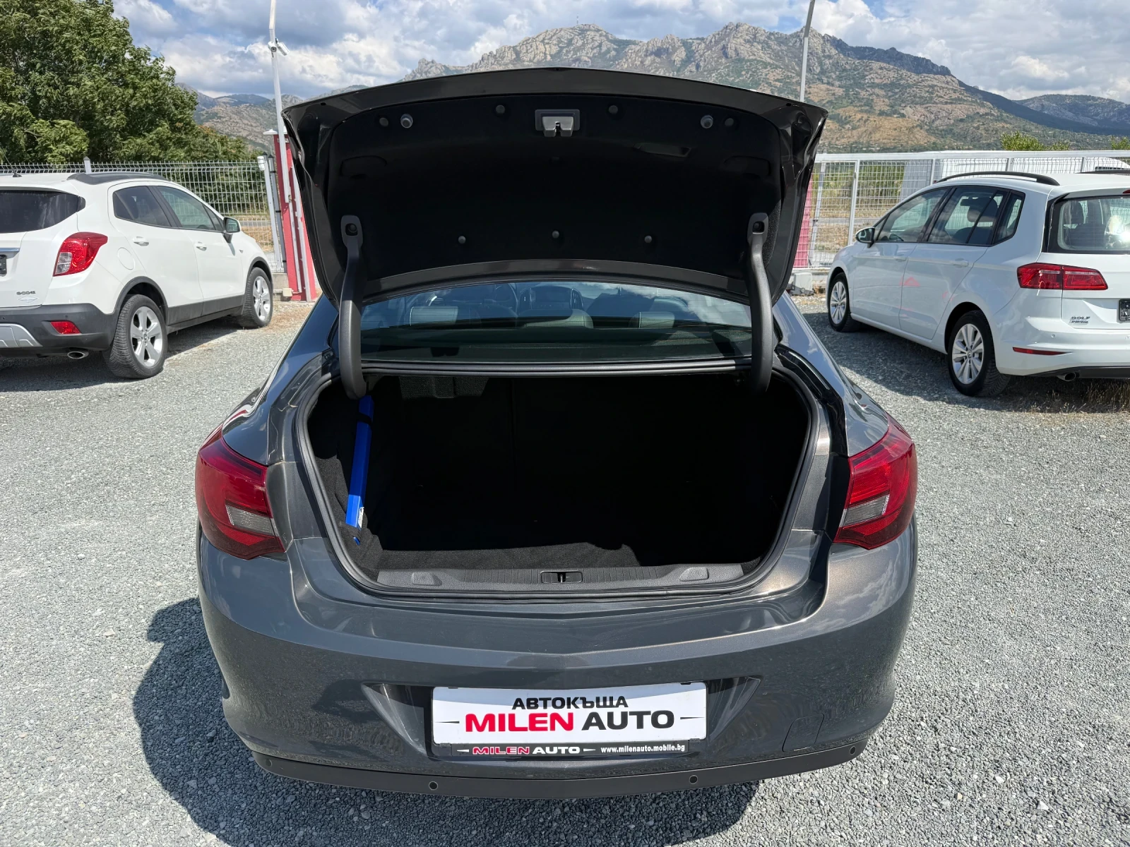 Opel Astra (KATO НОВА), снимка 13 - Автомобили и джипове - 55670880