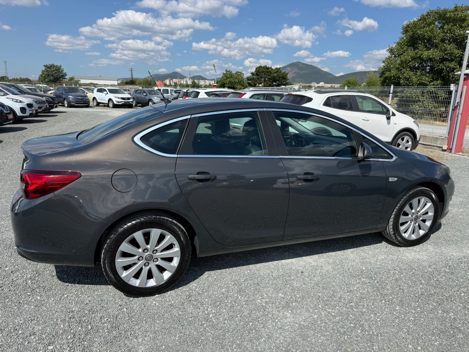 Opel Astra (KATO НОВА), снимка 5 - Автомобили и джипове - 55670880