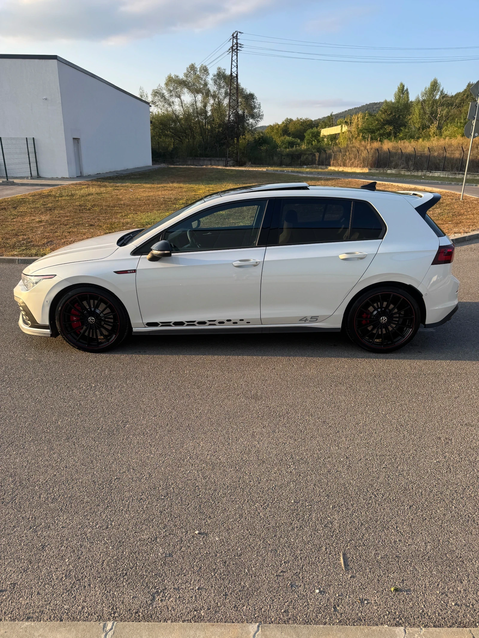 VW Golf Edition 45 Akrapovic, снимка 3 - Автомобили и джипове - 55849558
