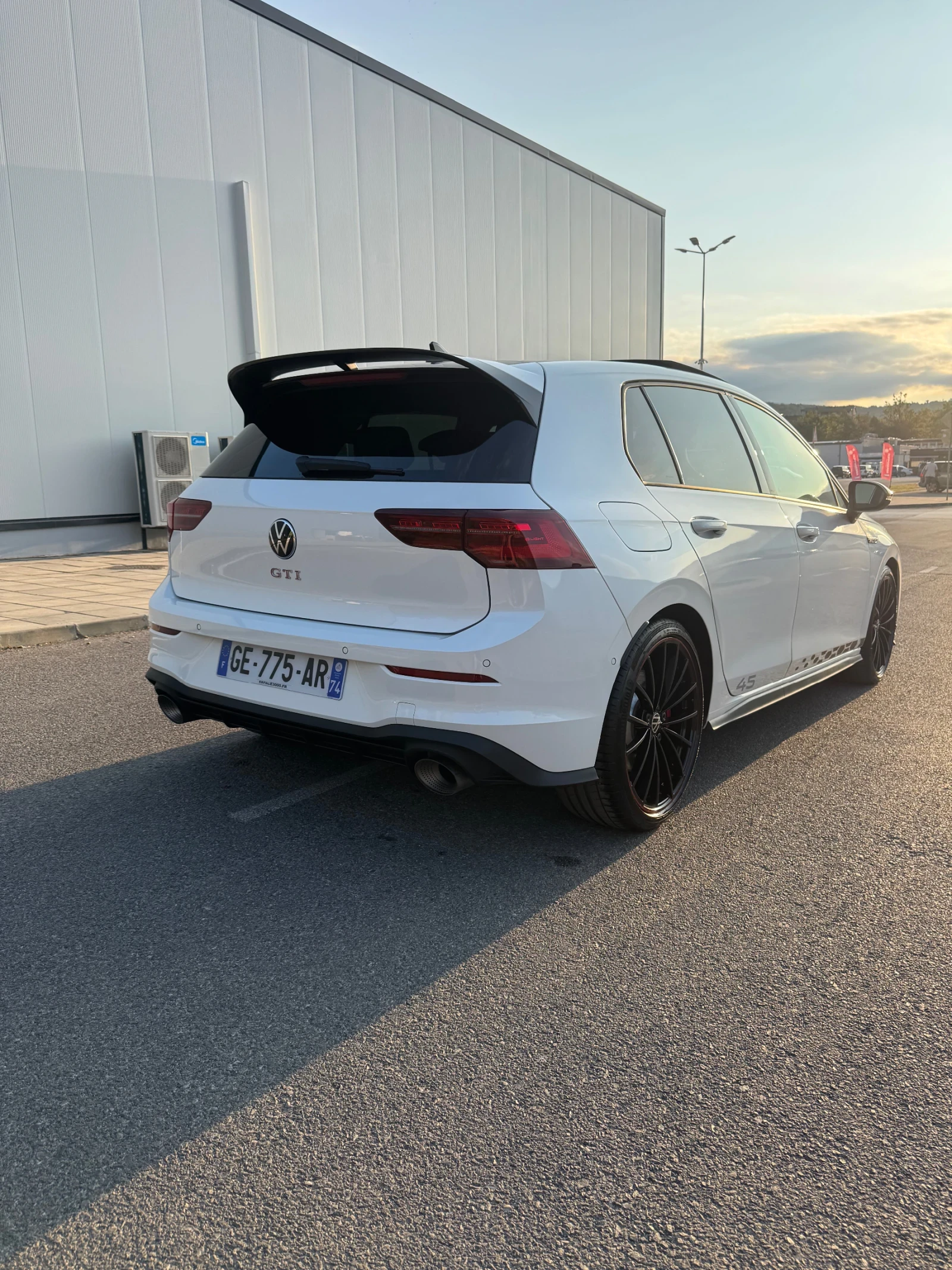 VW Golf Edition 45 Akrapovic, снимка 5 - Автомобили и джипове - 55849558