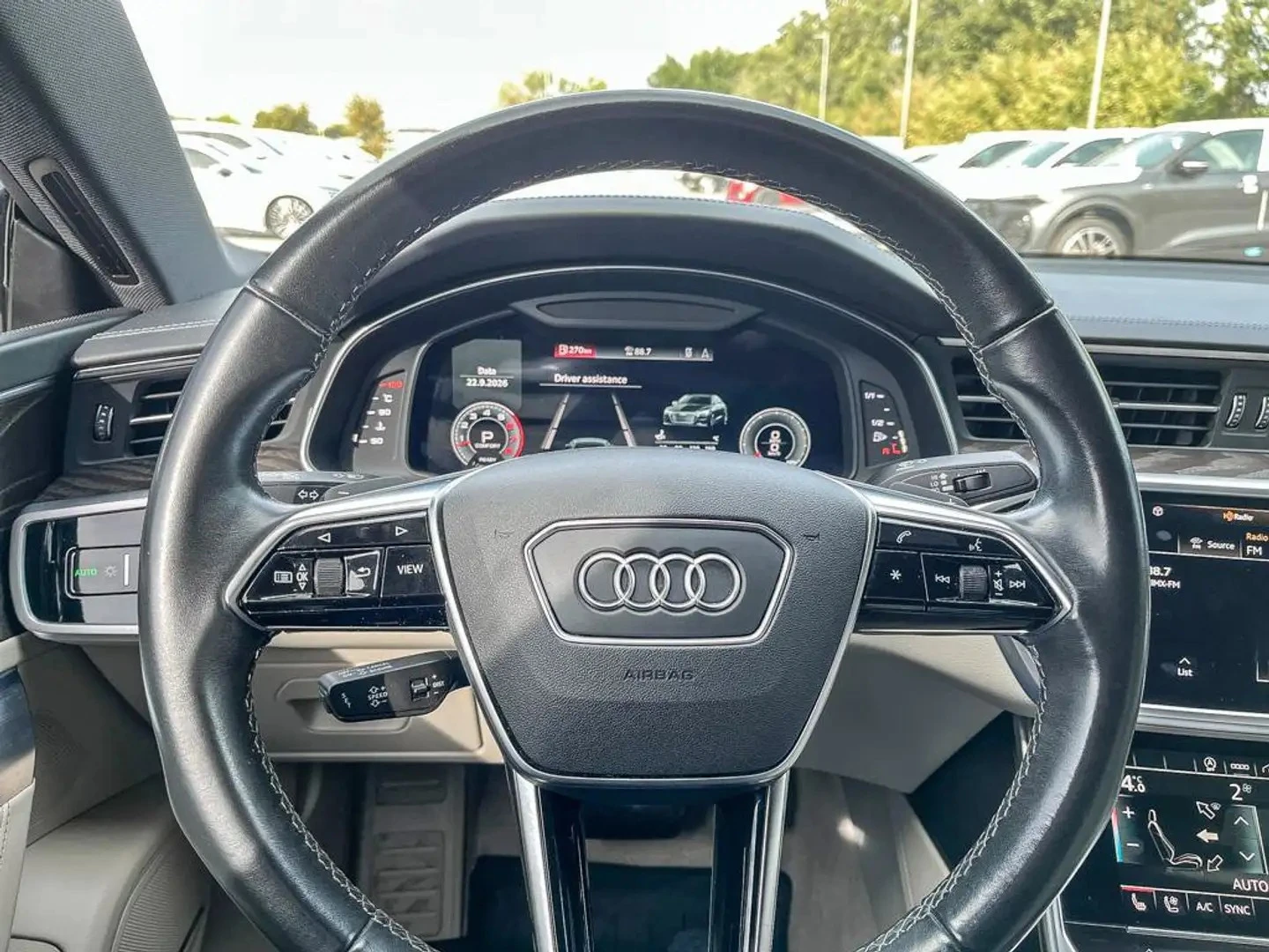 Audi A7 2022* TECHNIK* DIS* S-LINE* DIGITAL* B&O* ОБДУХ* К, снимка 8 - Автомобили и джипове - 56315456