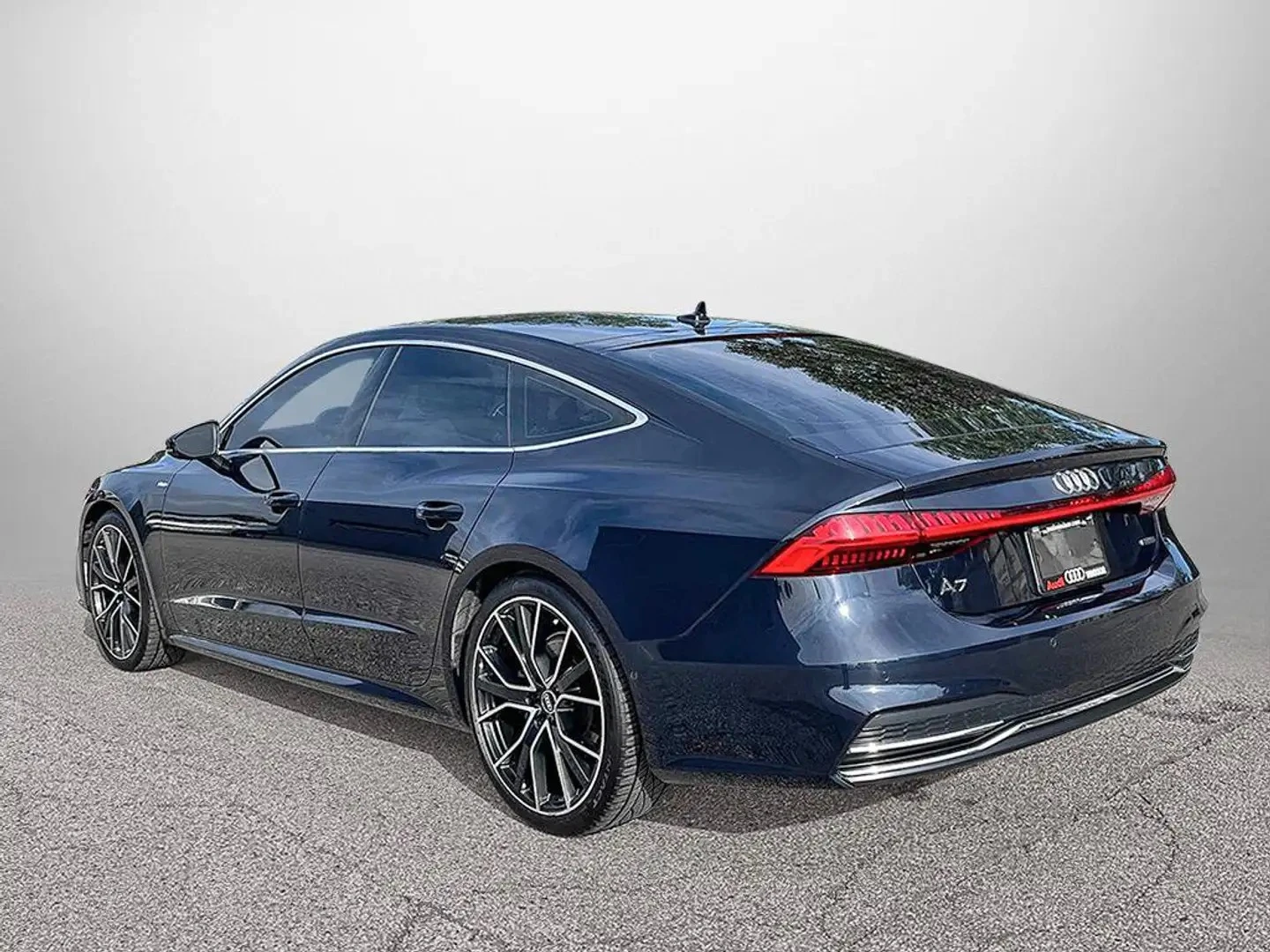 Audi A7 2022* TECHNIK* DIS* S-LINE* DIGITAL* B&O* ОБДУХ* К, снимка 5 - Автомобили и джипове - 56315456