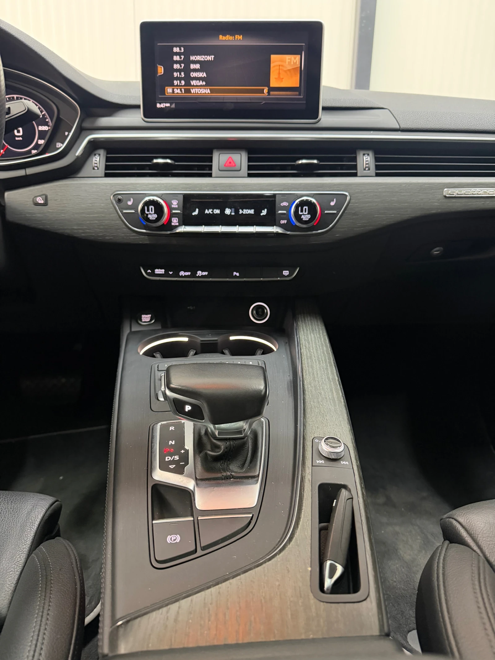 Audi A4 Sline 59000km, снимка 11 - Автомобили и джипове - 56403143