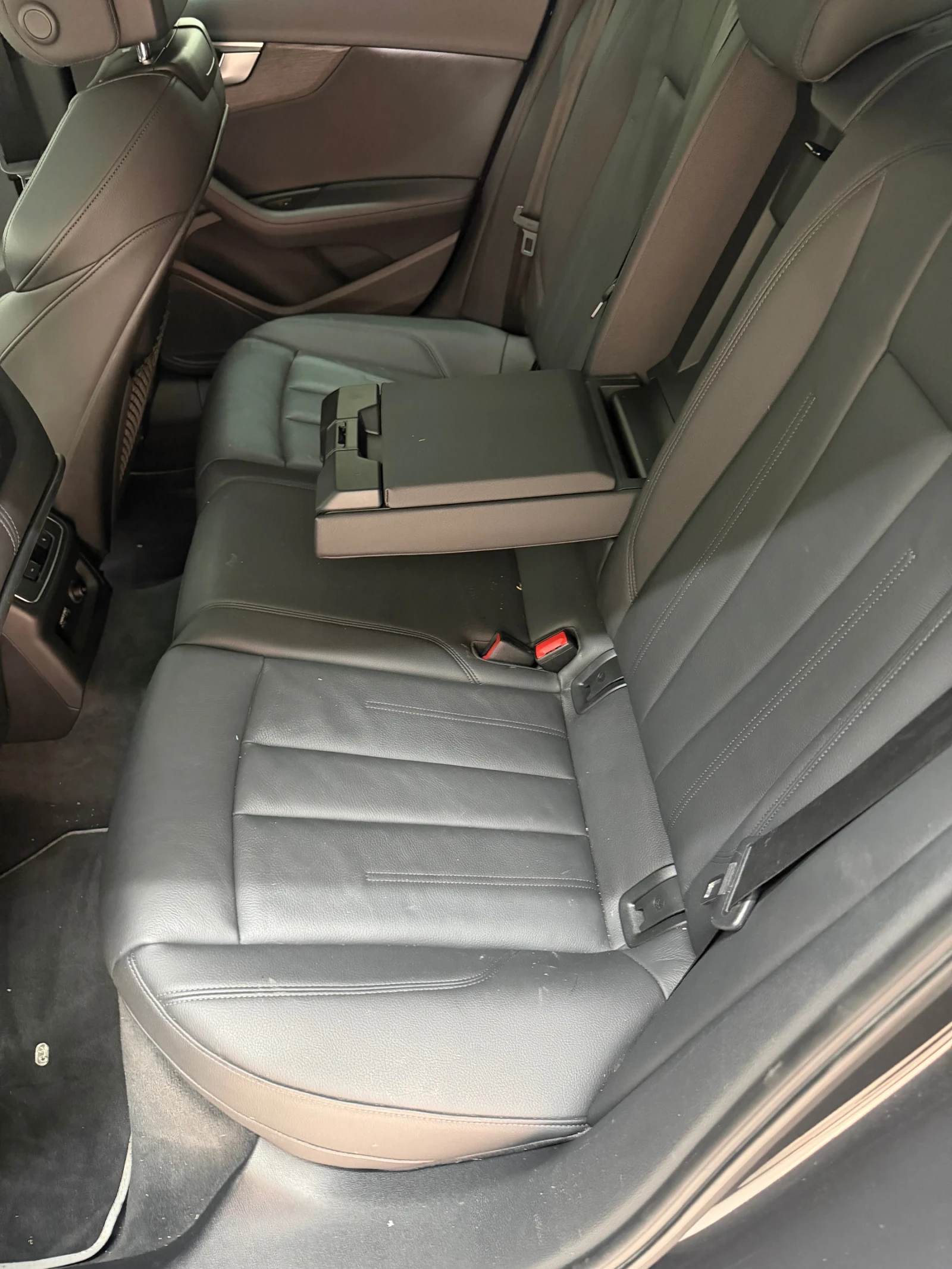 Audi A4 Sline 59000km, снимка 7 - Автомобили и джипове - 56403143