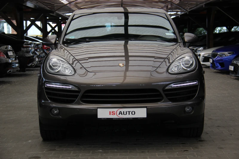 Porsche Cayenne 4.2TDI/Камера/SideAssist/Подгрев/Панорама, снимка 2 - Автомобили и джипове - 47114794