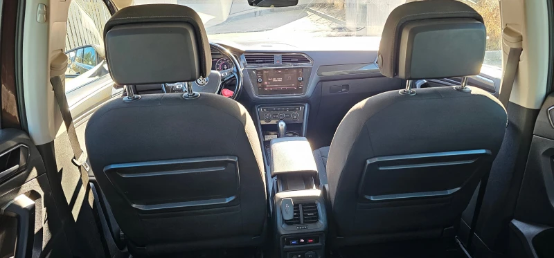 VW Tiguan Highline* 2.0TDI* 4x4* Auto* FullLED* Navi* Distro, снимка 13 - Автомобили и джипове - 49364904