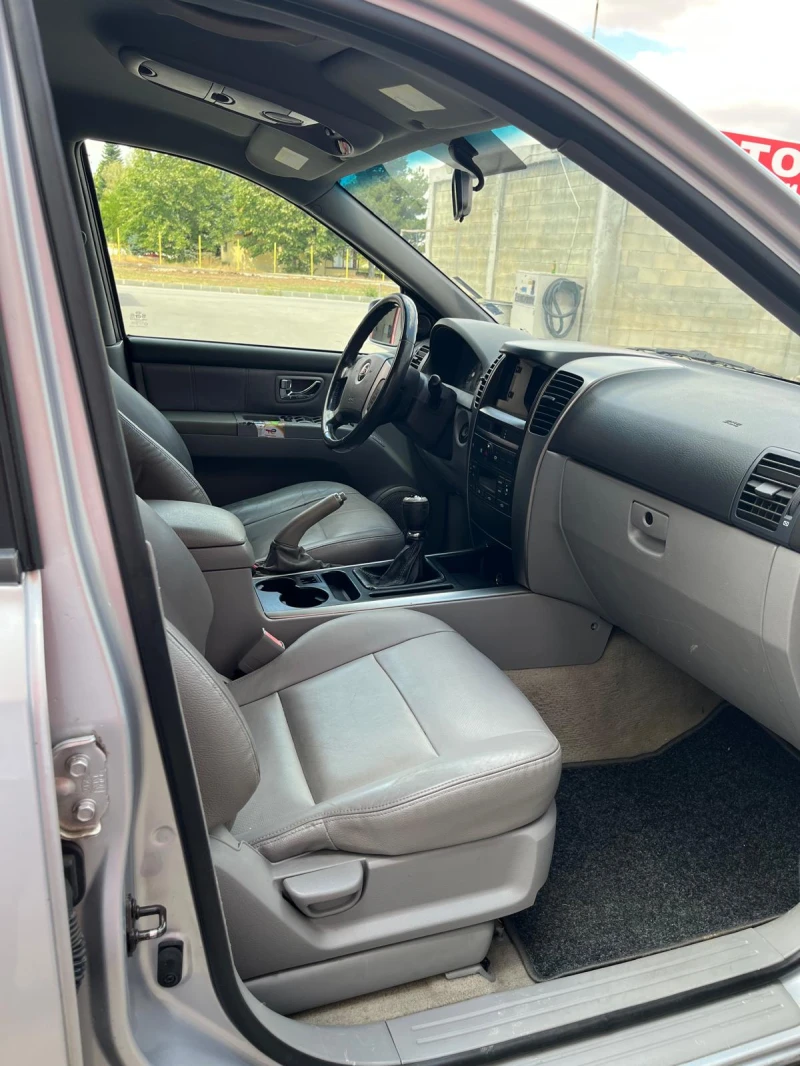 Kia Sorento, снимка 6 - Автомобили и джипове - 52369884
