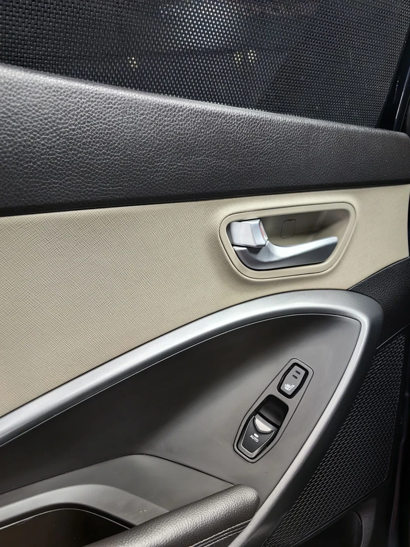 Hyundai Santa fe 2.2CRDI* HIGH CLASS* OБСЛУЖЕН* ВСИЧКИ ЕКСТРИ* , снимка 11 - Автомобили и джипове - 52472934