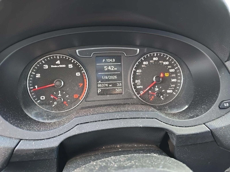 Audi Q3, снимка 10 - Автомобили и джипове - 53072234