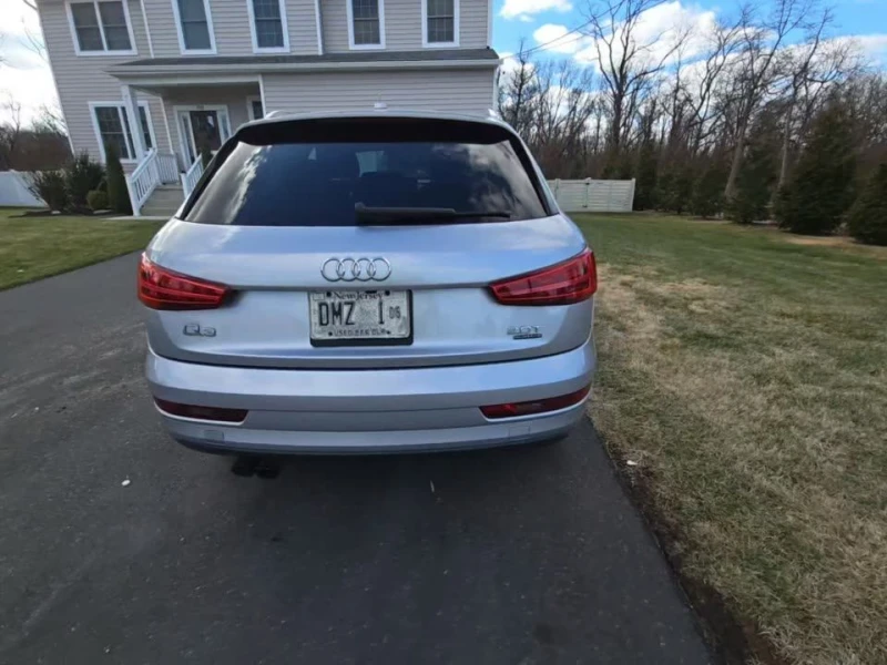 Audi Q3, снимка 4 - Автомобили и джипове - 53072234