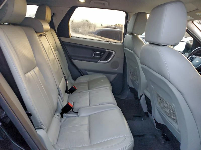 Land Rover Discovery 2.0L 4 All wheel drive - изображение 3