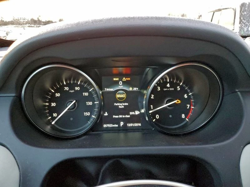 Land Rover Discovery 2.0L 4 All wheel drive, снимка 13 - Автомобили и джипове - 52886143