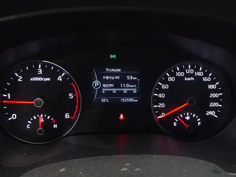 Kia Sportage  Diesel 1.7 2Wd Noblesse, снимка 7 - Автомобили и джипове - 56118389