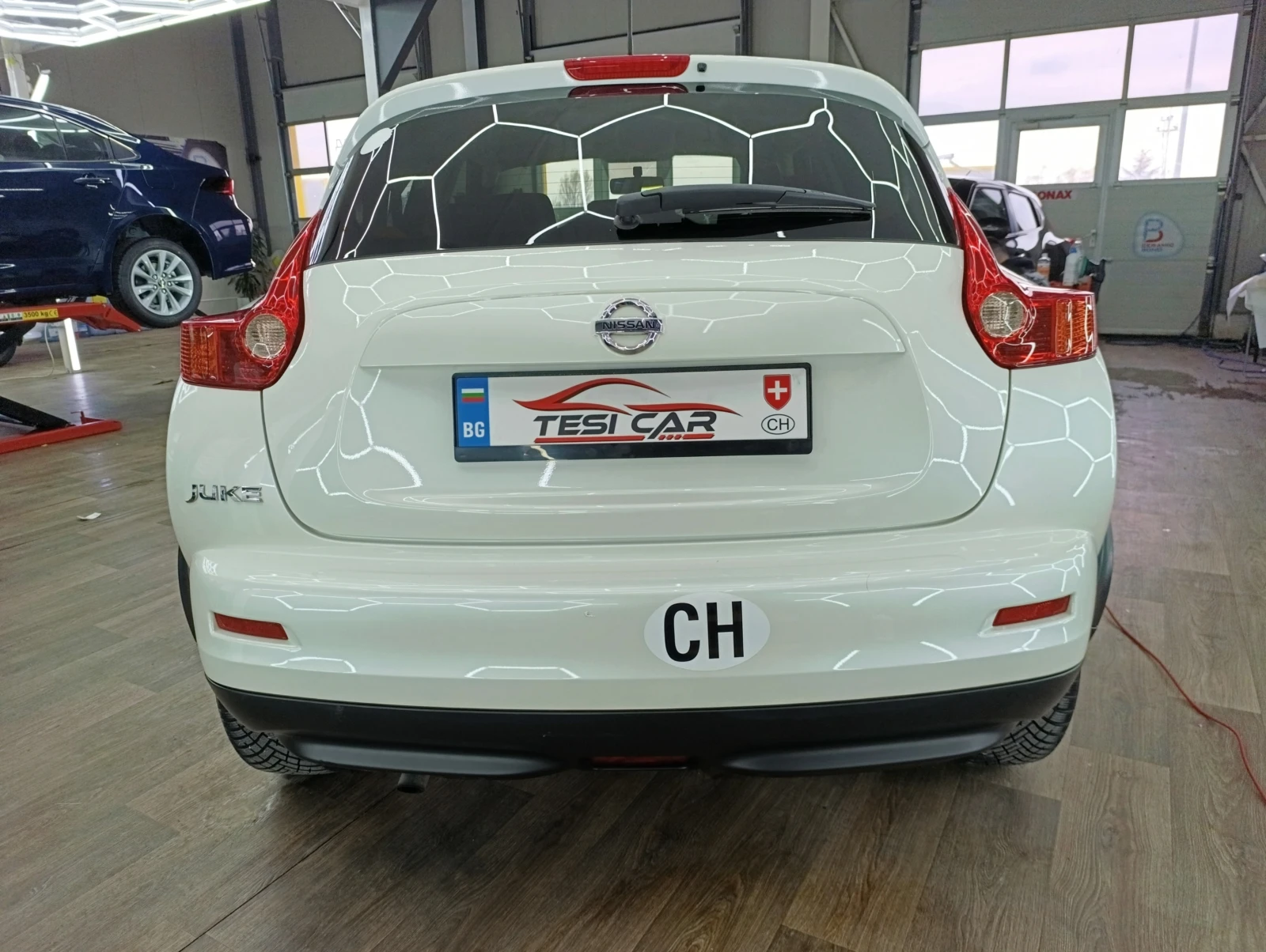 Nissan Juke 1.6 n-tec Xtronic, снимка 5 - Автомобили и джипове - 54127988