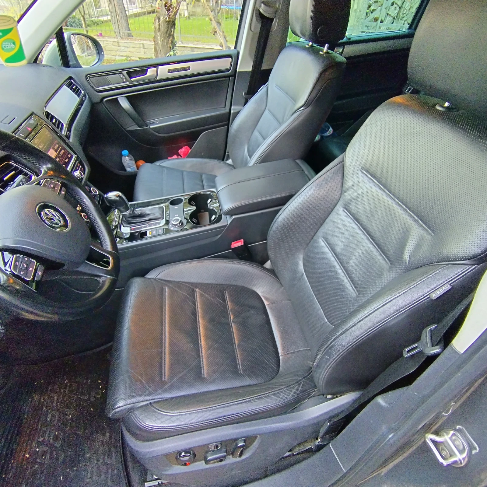 VW Touareg 3.0, снимка 8 - Автомобили и джипове - 54293266