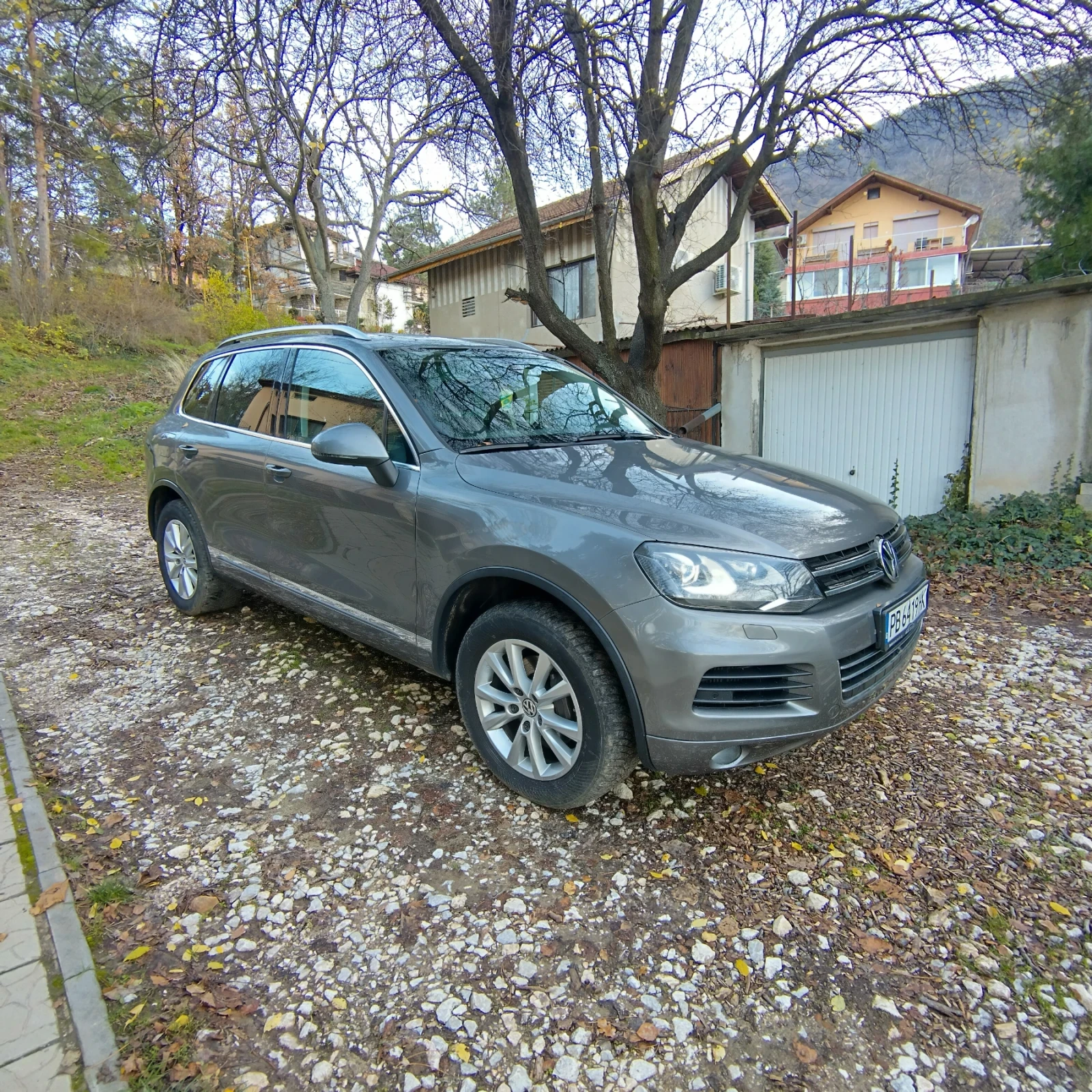 VW Touareg 3.0, снимка 3 - Автомобили и джипове - 54293266