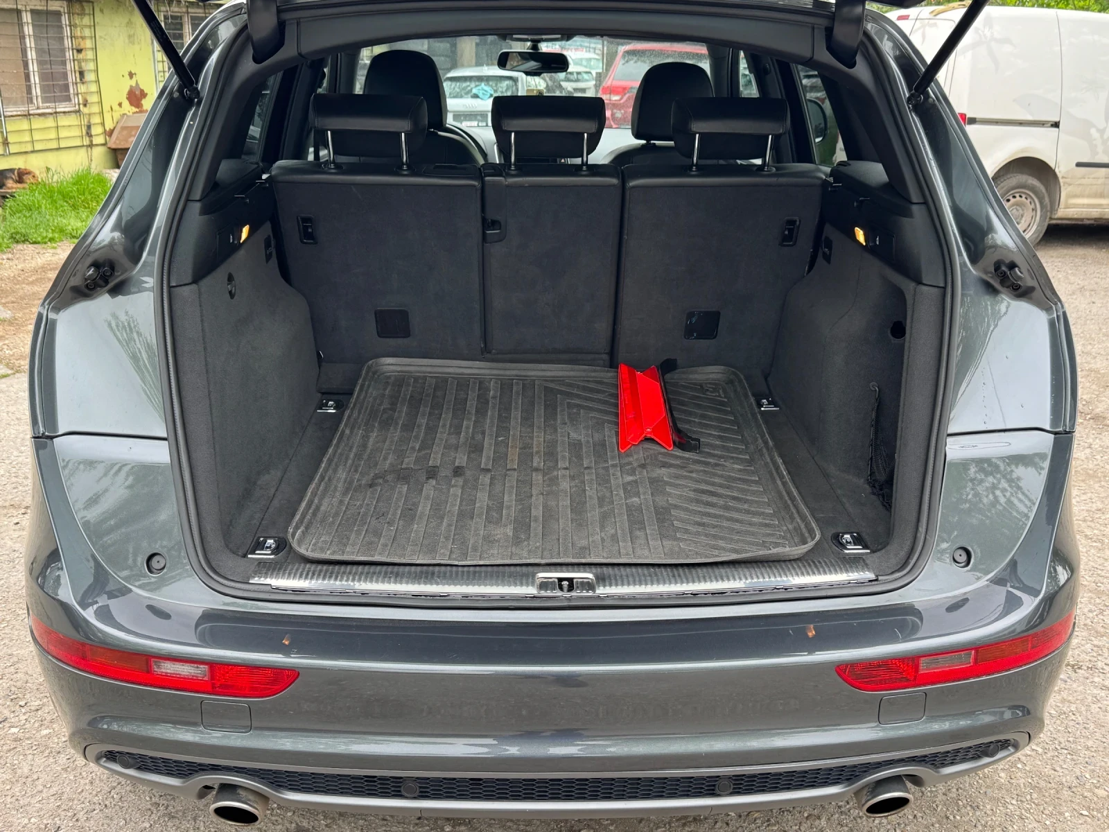 Audi Q5 S-LINE! ПАНОРАМА! Топ състояние!, снимка 16 - Автомобили и джипове - 54487618