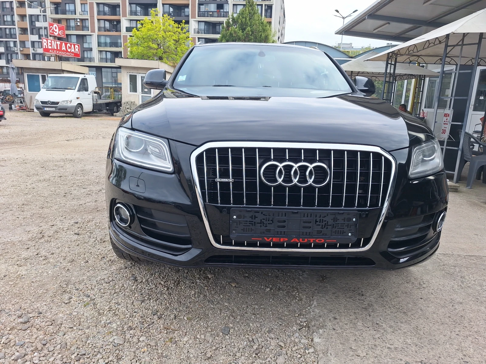 Audi Q5 2.0 TDI, снимка 2 - Автомобили и джипове - 54491830