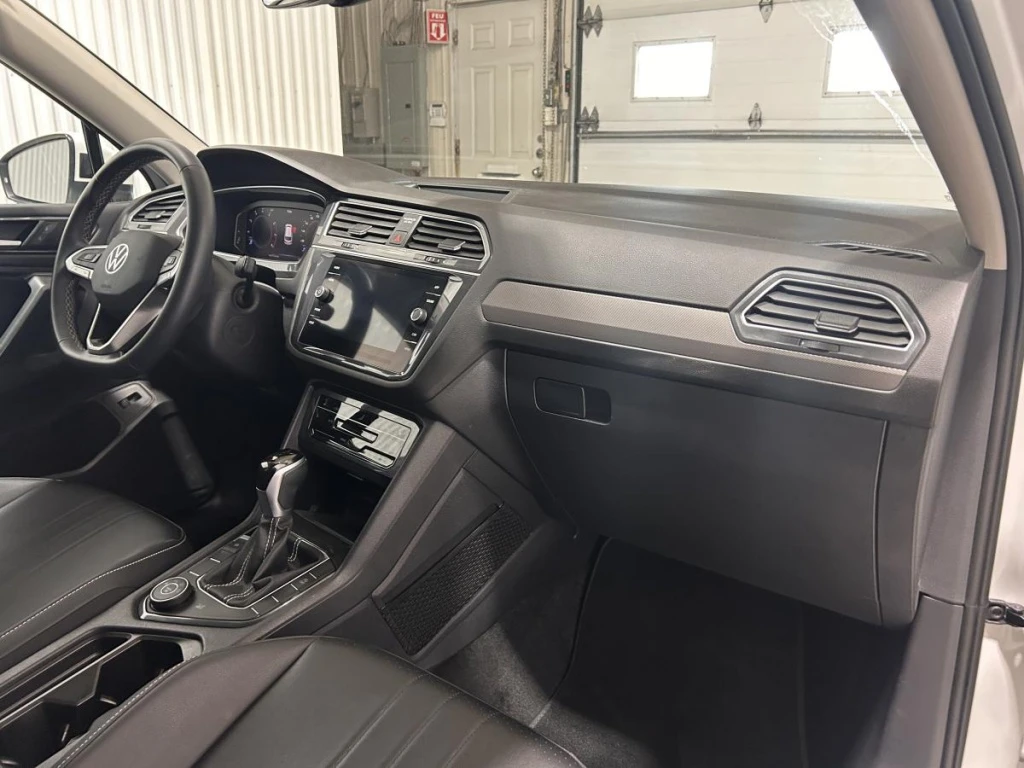 VW Tiguan Comfortline 4MOTION, снимка 10 - Автомобили и джипове - 54869196