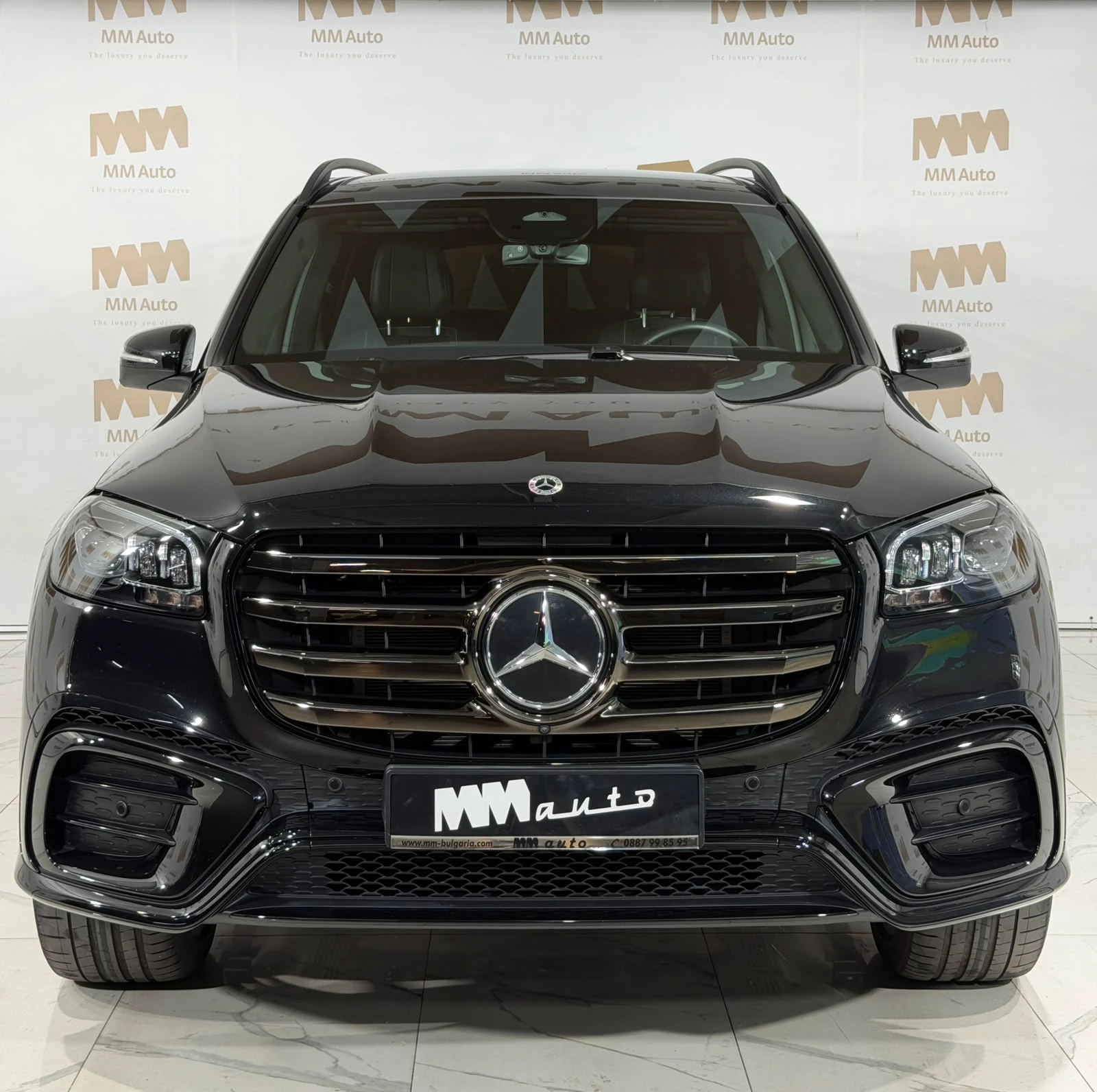 Mercedes-Benz GLS580 AMG* 4Matic* Pano* HuD* Carbon* Massage, снимка 4 - Автомобили и джипове - 55405322