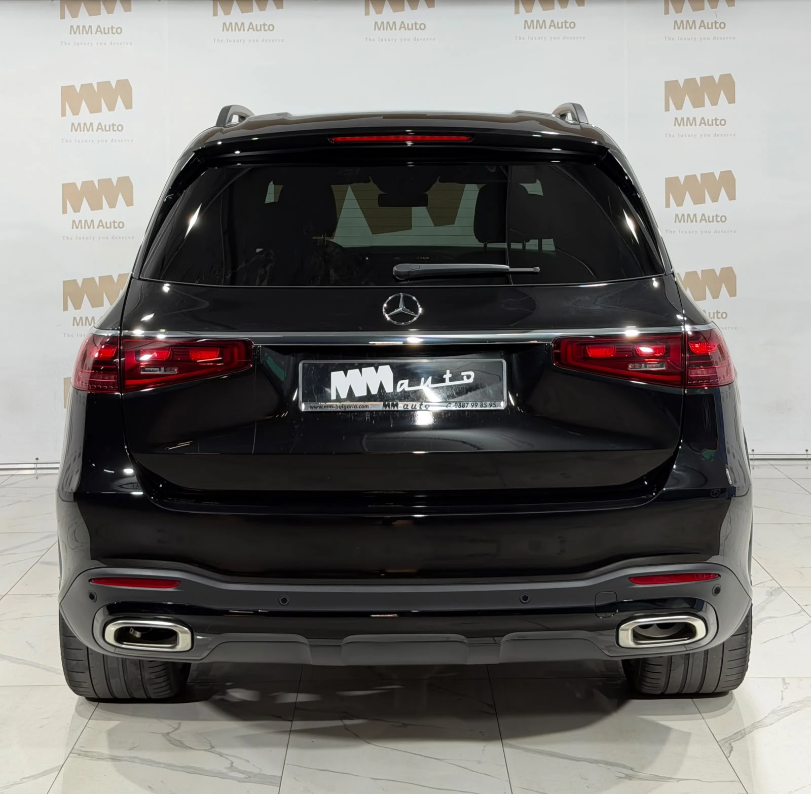 Mercedes-Benz GLS580 AMG* 4Matic* Pano* HuD* Carbon* Massage, снимка 5 - Автомобили и джипове - 55405322