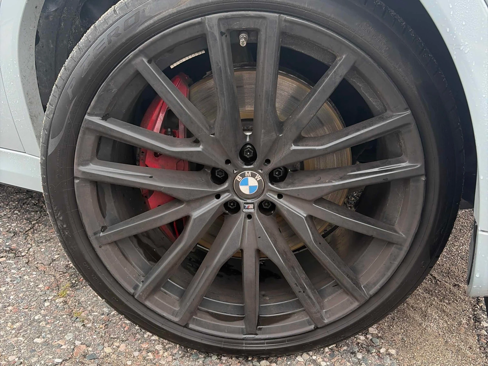 BMW X6 М60I * ДИСТРОНИК* 360 КАМЕРА* ОБДУХВАНЕ* ПАНРОАМА*, снимка 6 - Автомобили и джипове - 56108289