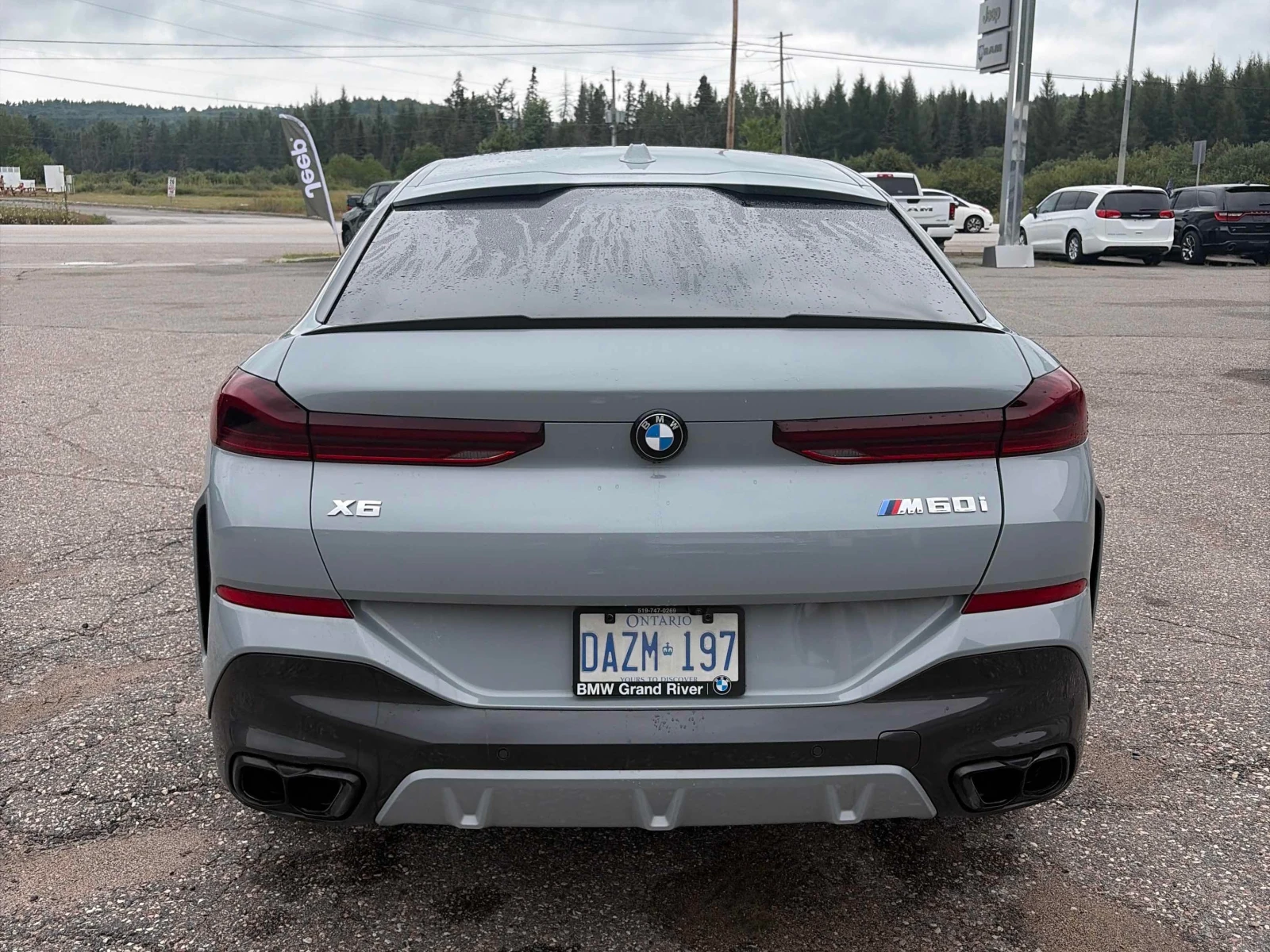 BMW X6 М60I * ДИСТРОНИК* 360 КАМЕРА* ОБДУХВАНЕ* ПАНРОАМА*, снимка 5 - Автомобили и джипове - 56108289