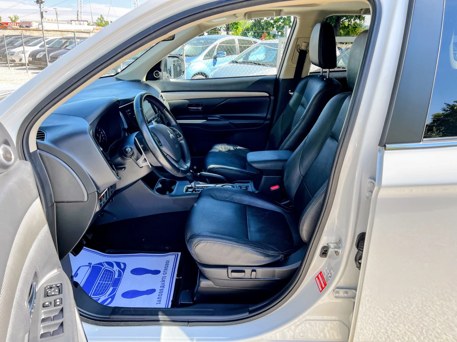 Mitsubishi Outlander 2.2 DID 144000KM!!! AUTOMATIK 4X4, снимка 10 - Автомобили и джипове - 56224716
